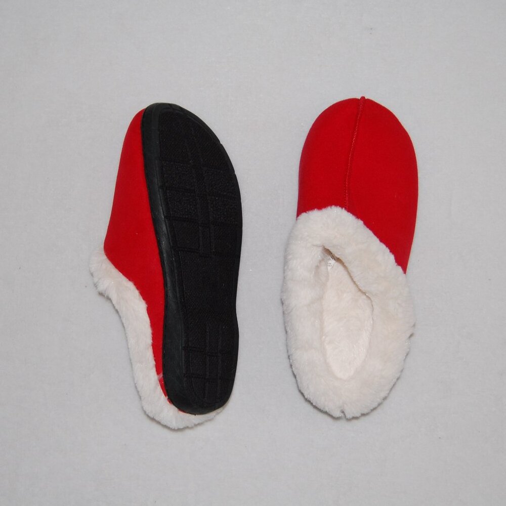 NWOT Cabernet Slippers, Women Size 9-10 L, Red